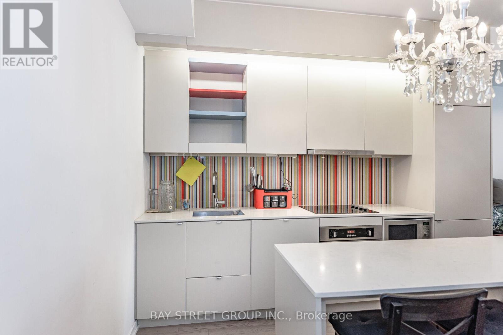 601 - 101 Peter Street, Toronto (Waterfront Communities), Ontario  M5V 0G6 - Photo 3 - C12445230