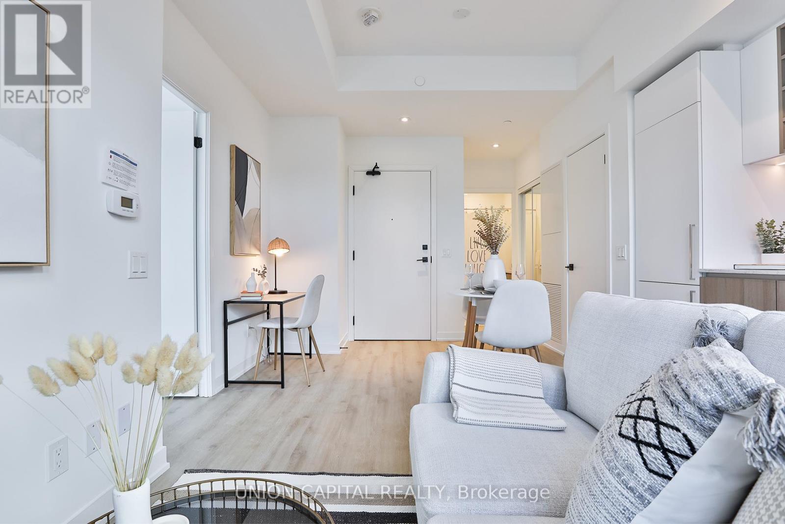 1005 - 319 Jarvis Street, Toronto (Moss Park), Ontario  M5B 0C8 - Photo 18 - C12445231