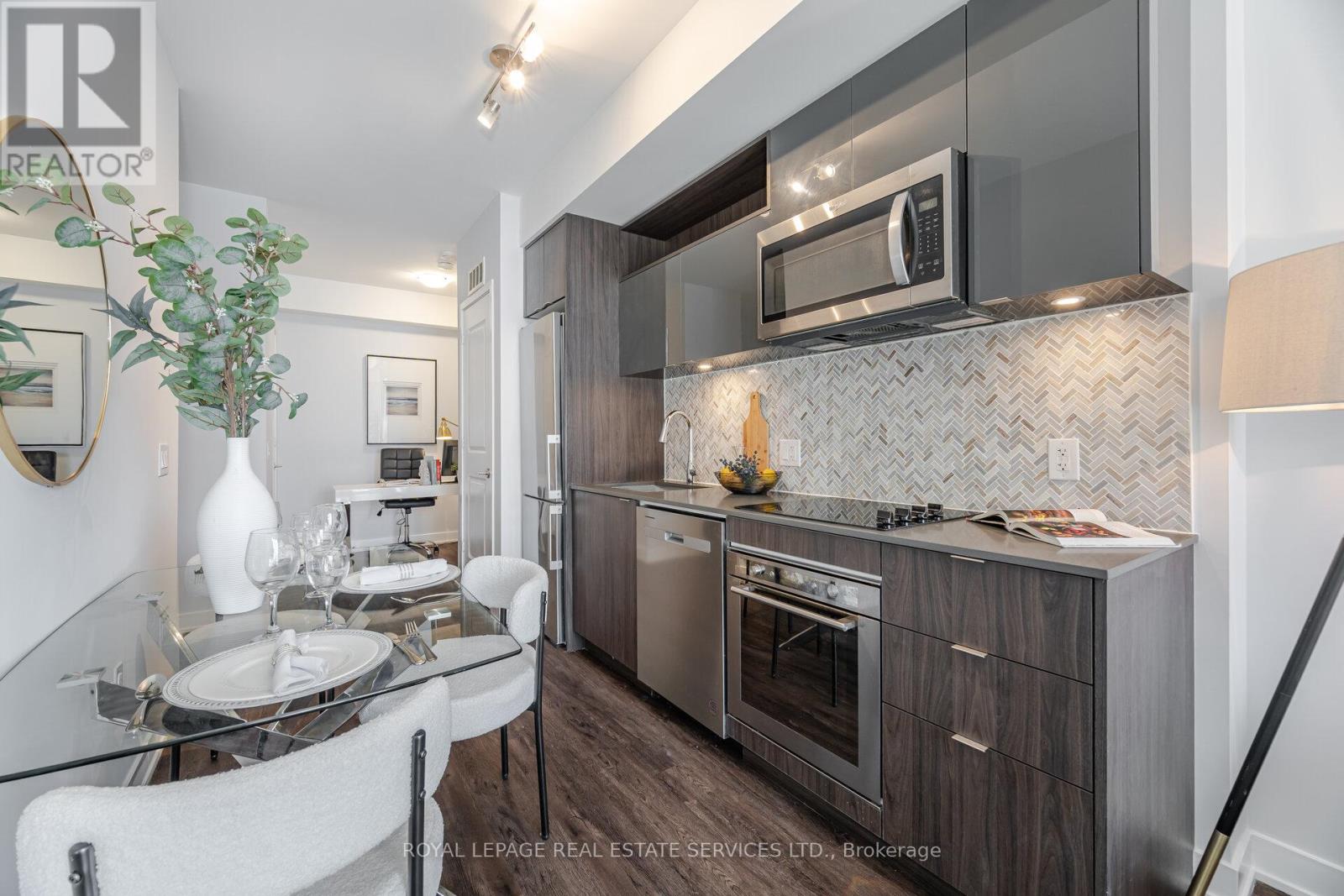 803 - 100 Dalhousie Street, Toronto, Ontario  M5B 0C7 - Photo 11 - C12445251