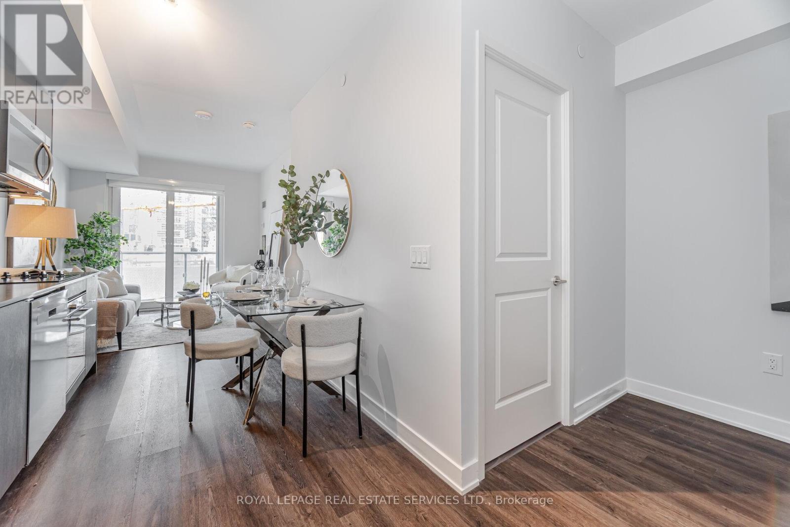 803 - 100 Dalhousie Street, Toronto, Ontario  M5B 0C7 - Photo 7 - C12445251