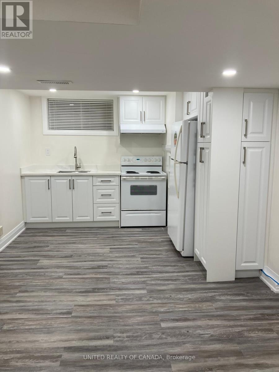 52 Marbury Crescent, Toronto, Ontario  M3A 2G2 - Photo 7 - C12445256