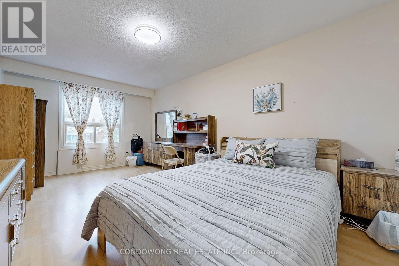 63 Revlis Crescent, Toronto (L'amoreaux), Ontario  M1V 1E8 - Photo 13 - E12445219