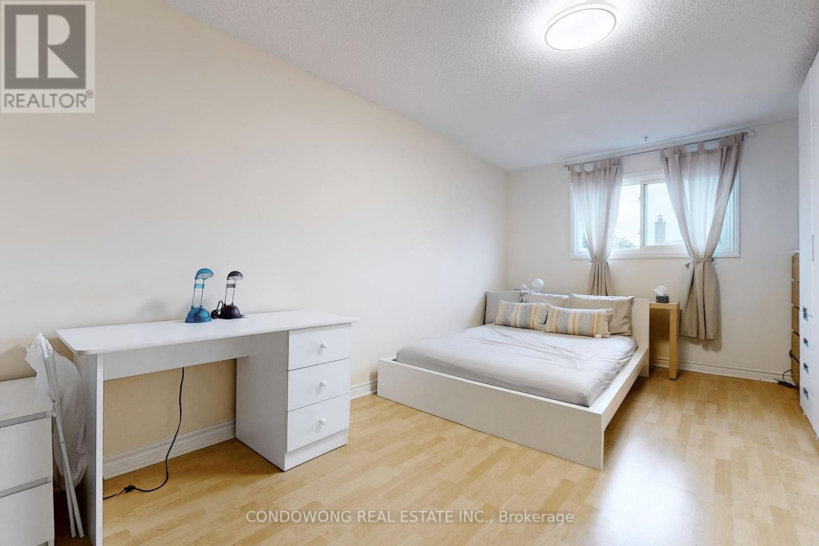 63 Revlis Crescent, Toronto (L'amoreaux), Ontario  M1V 1E8 - Photo 16 - E12445219