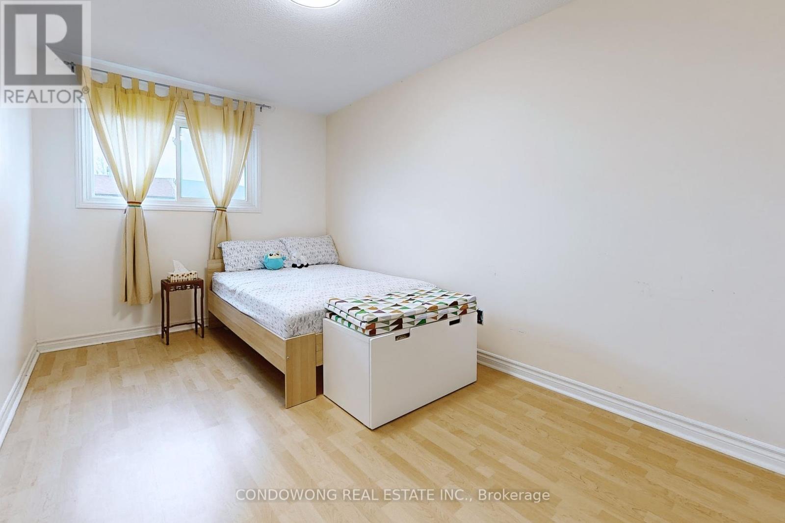 63 Revlis Crescent, Toronto (L'amoreaux), Ontario  M1V 1E8 - Photo 19 - E12445219