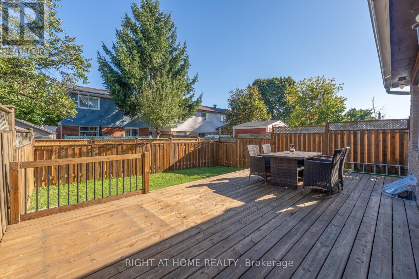 55 Cowan Road N, Brampton, Ontario  L6X 2P9 - Photo 24 - W12442487