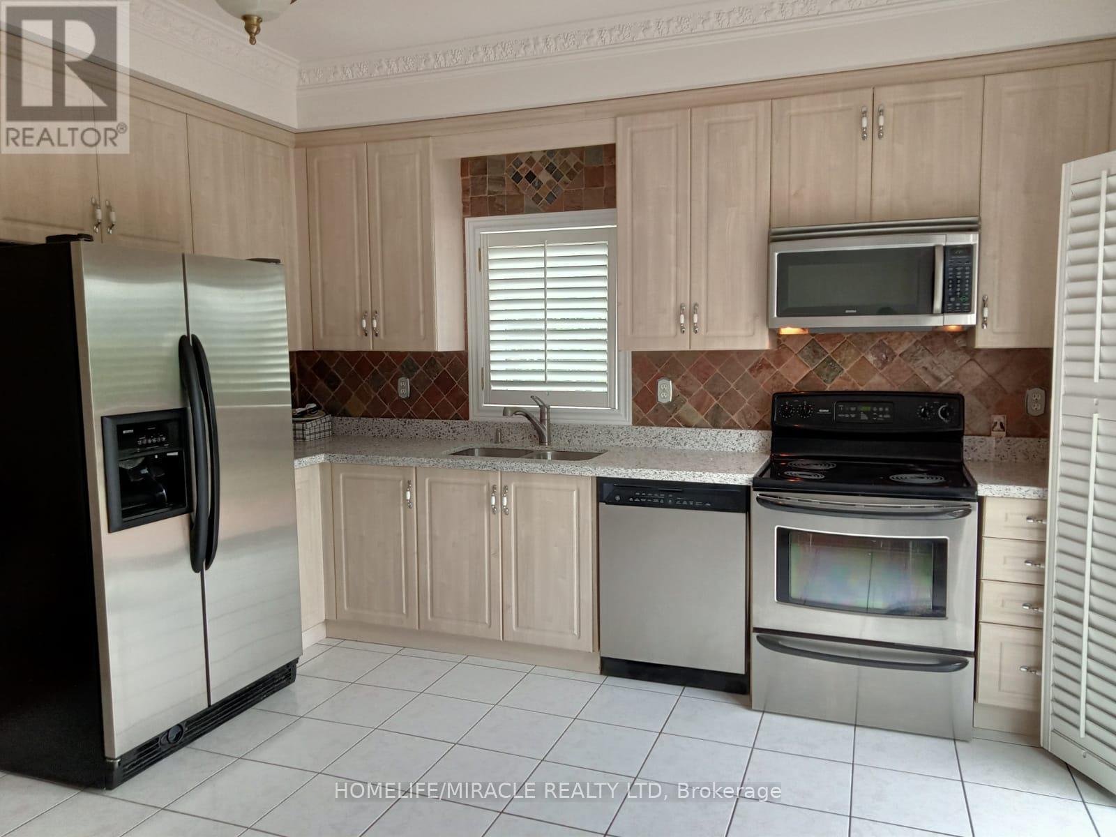 2 Nessie Street, Markham (Middlefield), Ontario  L3S 4J1 - Photo 17 - N12445235