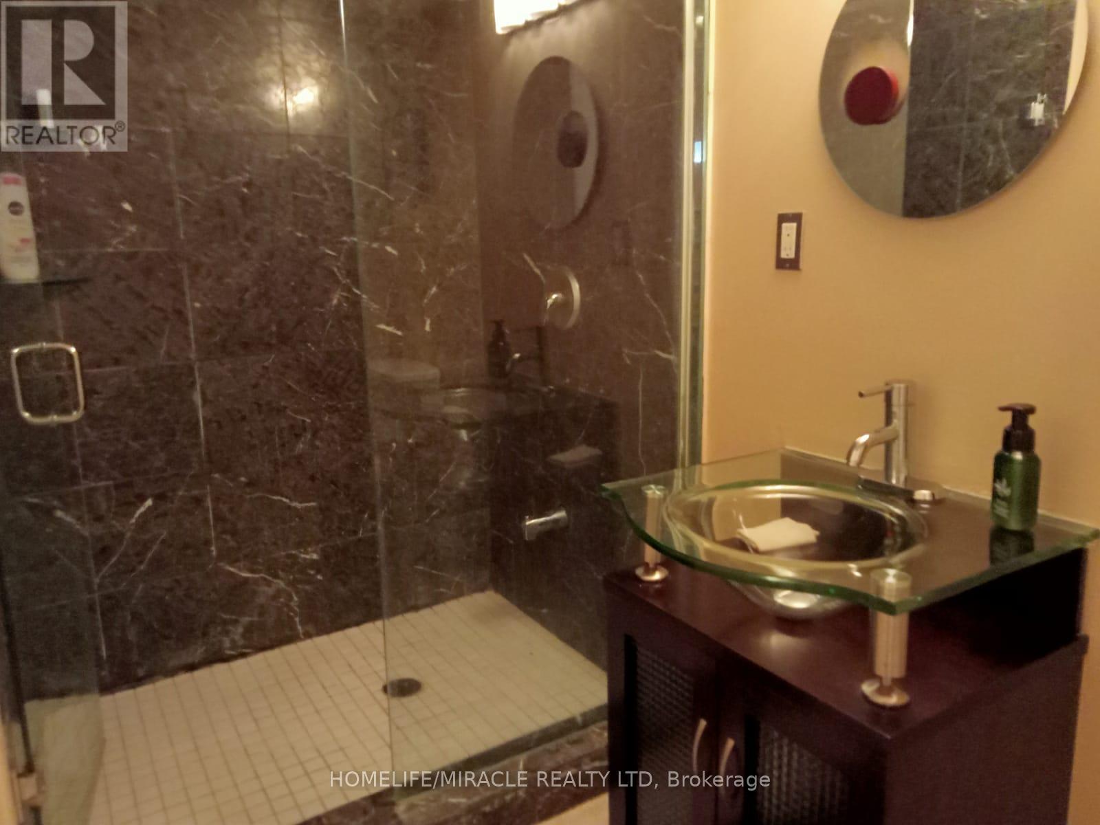 2 Nessie Street, Markham (Middlefield), Ontario  L3S 4J1 - Photo 27 - N12445235