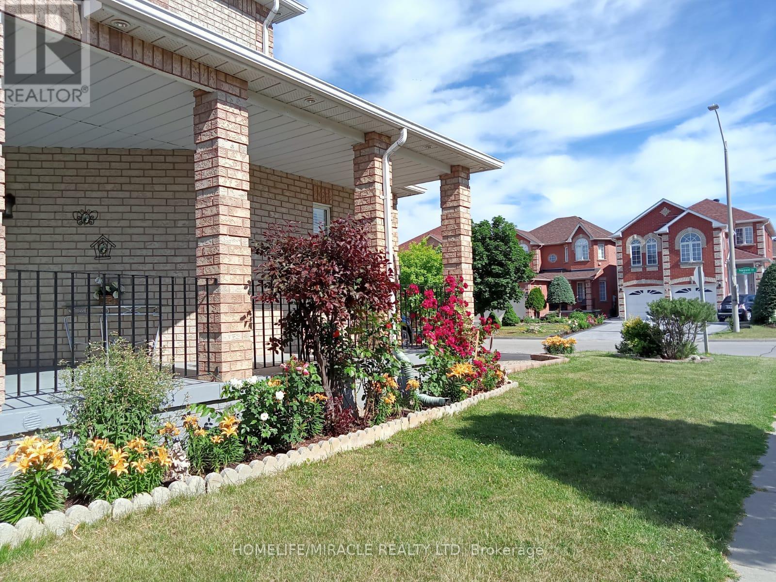 2 Nessie Street, Markham (Middlefield), Ontario  L3S 4J1 - Photo 6 - N12445235