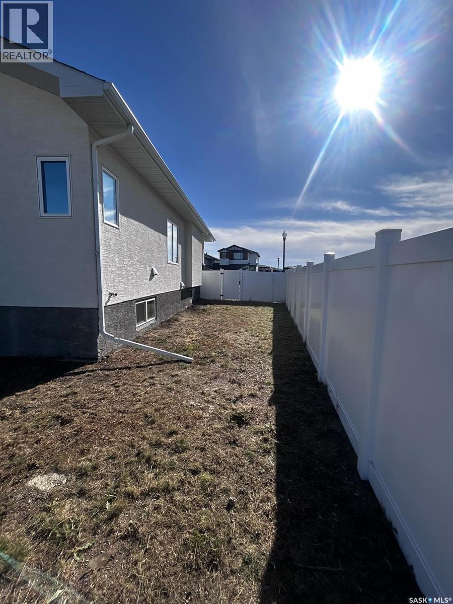 5400 E Boyer Bay, Regina, Saskatchewan  S4V 3P2 - Photo 42 - SK020099