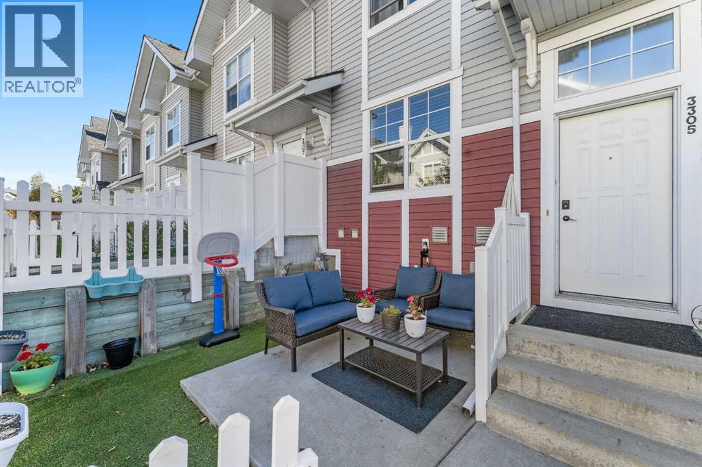 3305 New Brighton Gardens Se, Calgary, Alberta  T2Z 0A2 - Photo 3 - A2262183