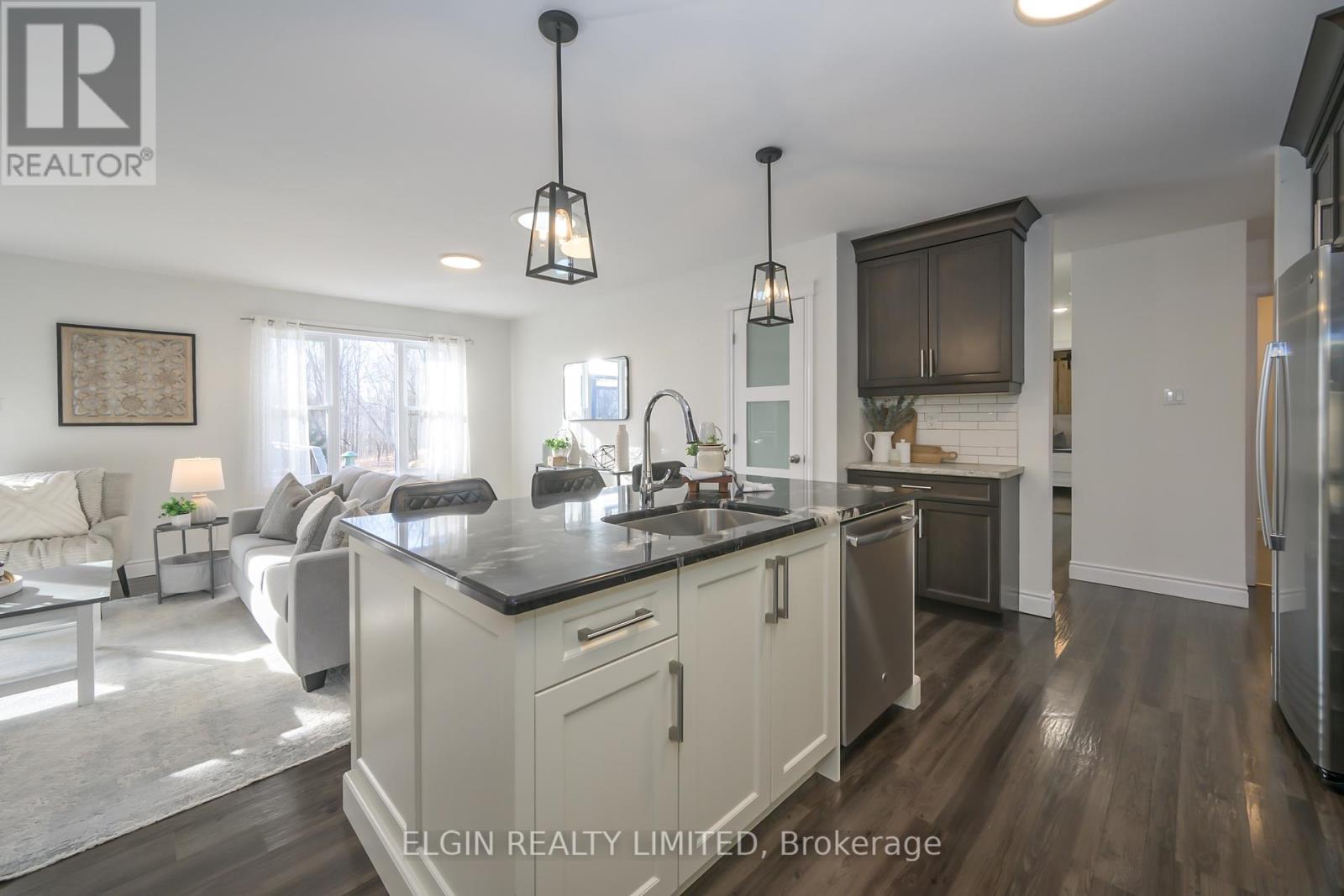 42371 Dexter Line, Central Elgin, Ontario  N0L 2L0 - Photo 8 - X12445260