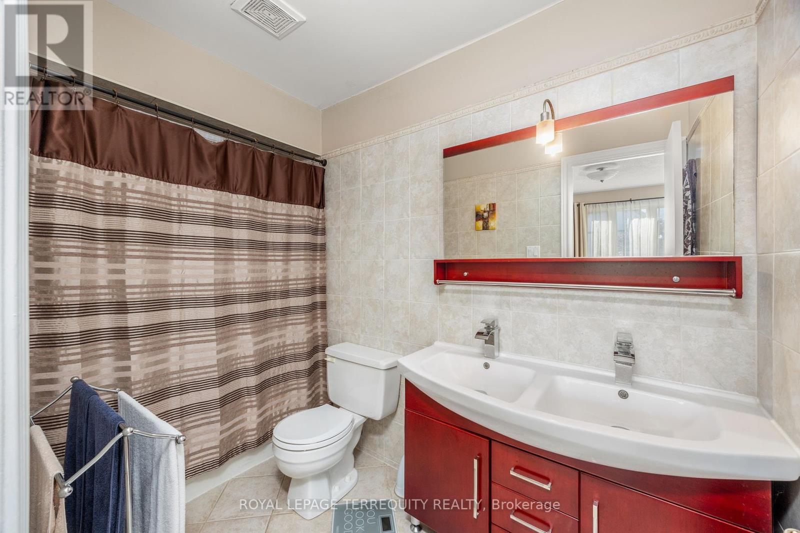 526 Renforth Drive, Toronto (Eringate-Centennial-West Deane), Ontario  M9C 2N5 - Photo 23 - W12445220