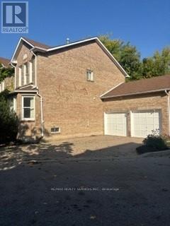 6653 Mockingbird Lane, Mississauga, Ontario  L5N 5K1 - Photo 1 - W12445236