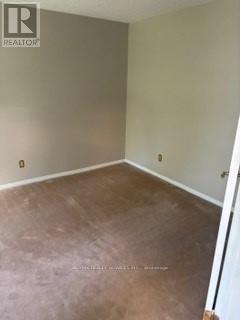 6653 Mockingbird Lane, Mississauga, Ontario  L5N 5K1 - Photo 11 - W12445236