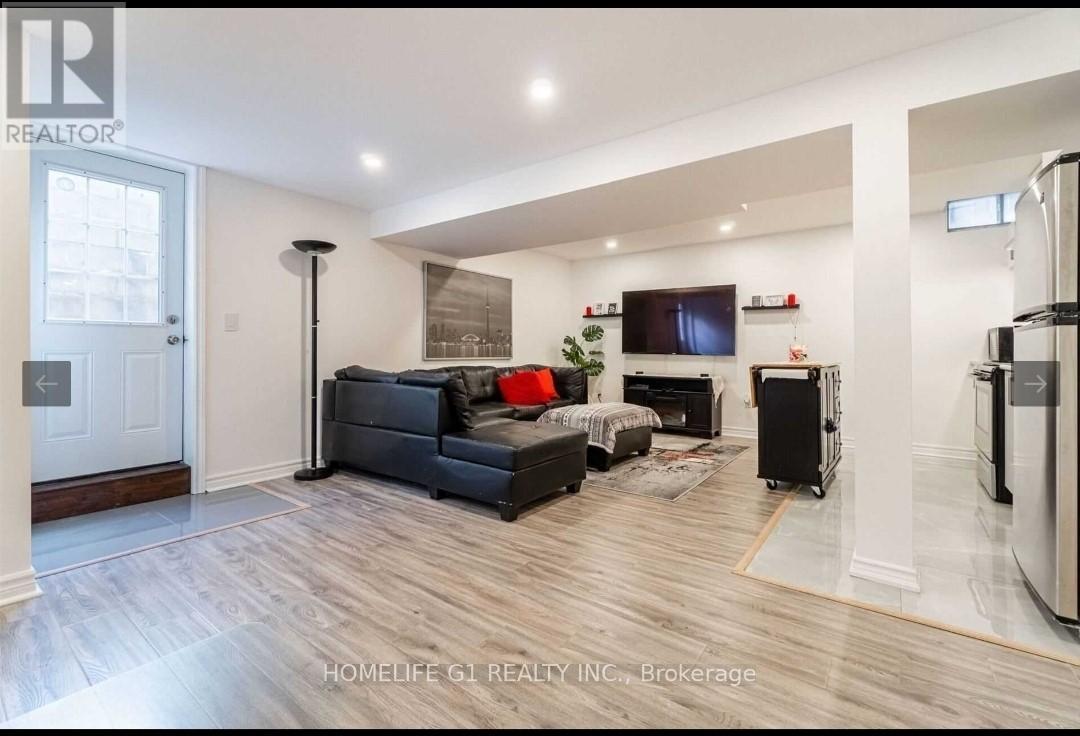 3198 Anderson Crescent, Mississauga (Meadowvale), Ontario  L5N 2Y5 - Photo 16 - W12445241