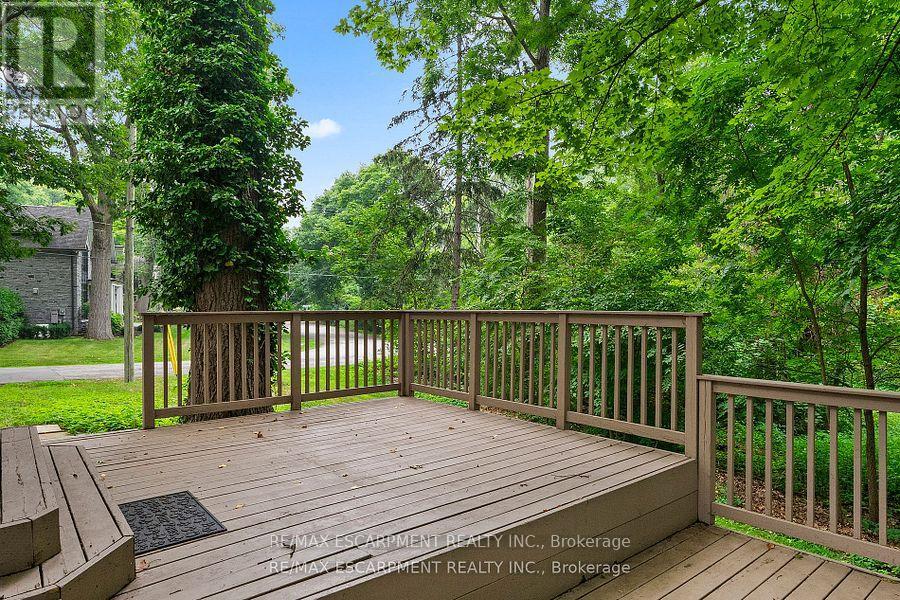 330 Poplar Drive, Oakville, Ontario  L6J 4E1 - Photo 48 - W12445249