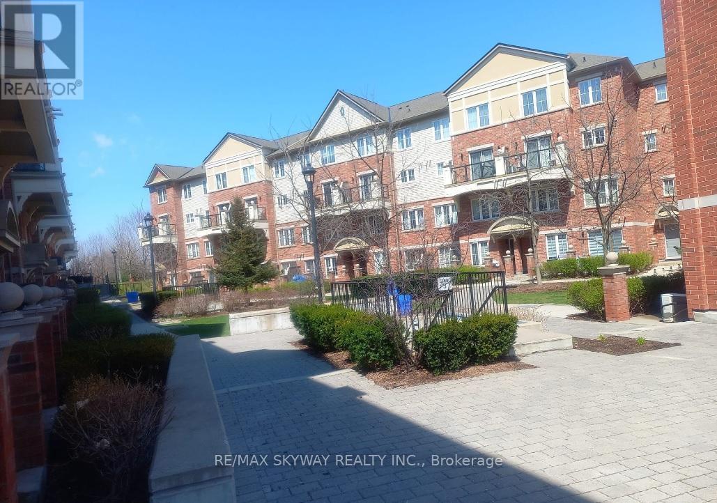 20 - 2551 Sixth Line, Oakville, Ontario  L6H 0H7 - Photo 2 - W12445255