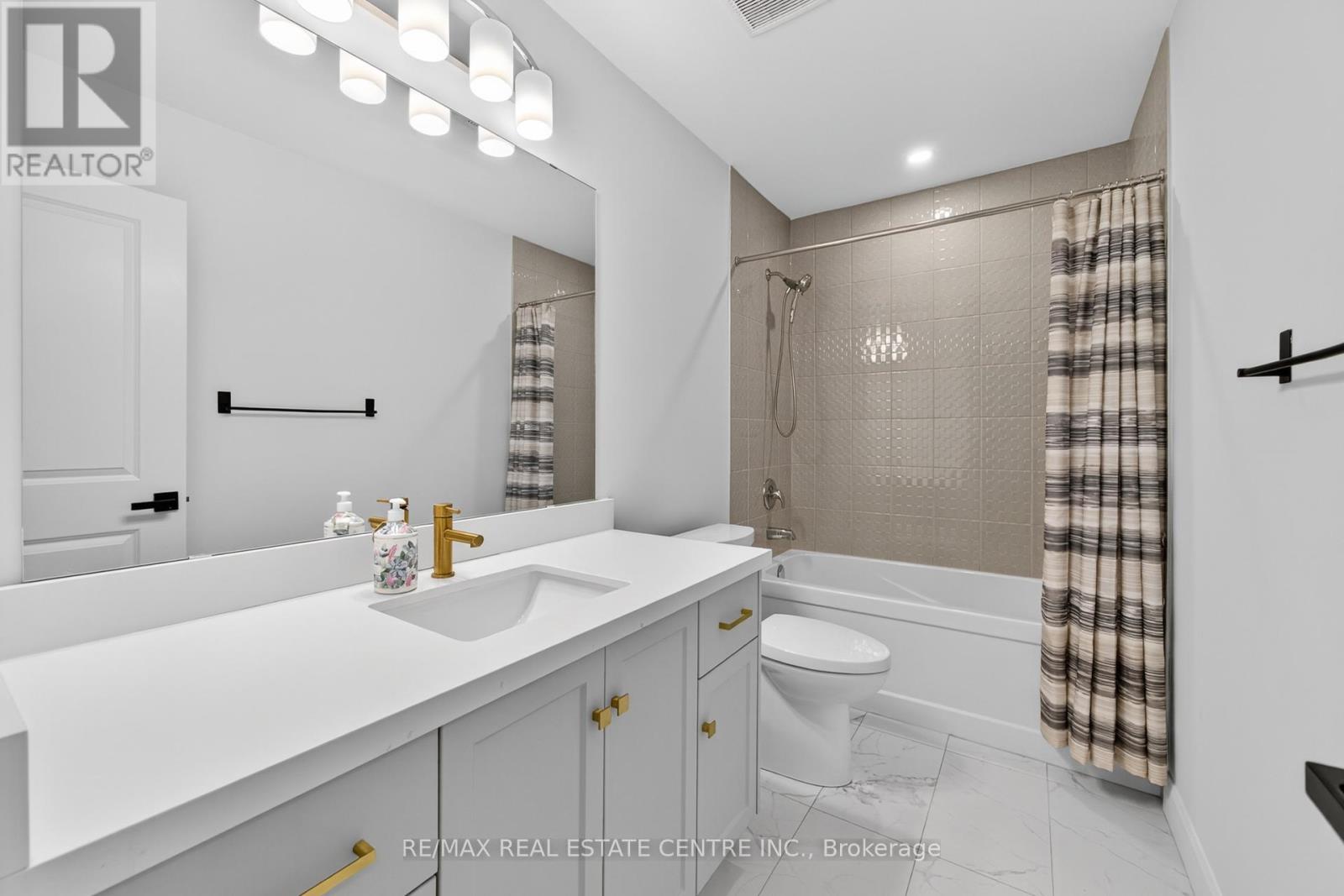 47 Bensley Lane, Hamilton (Mountview), Ontario  L9C 0E7 - Photo 24 - X12445233