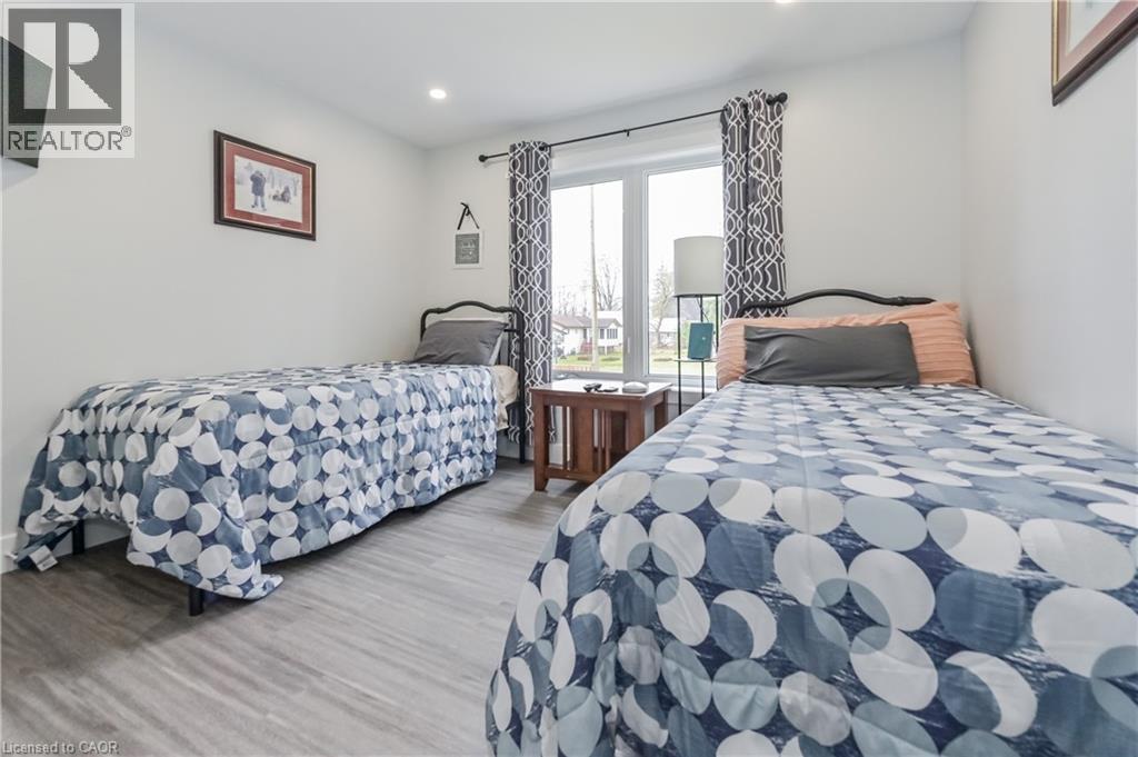 1020 Victoria Street, Ayton, Ontario  N0G 1C0 - Photo 14 - 40775428