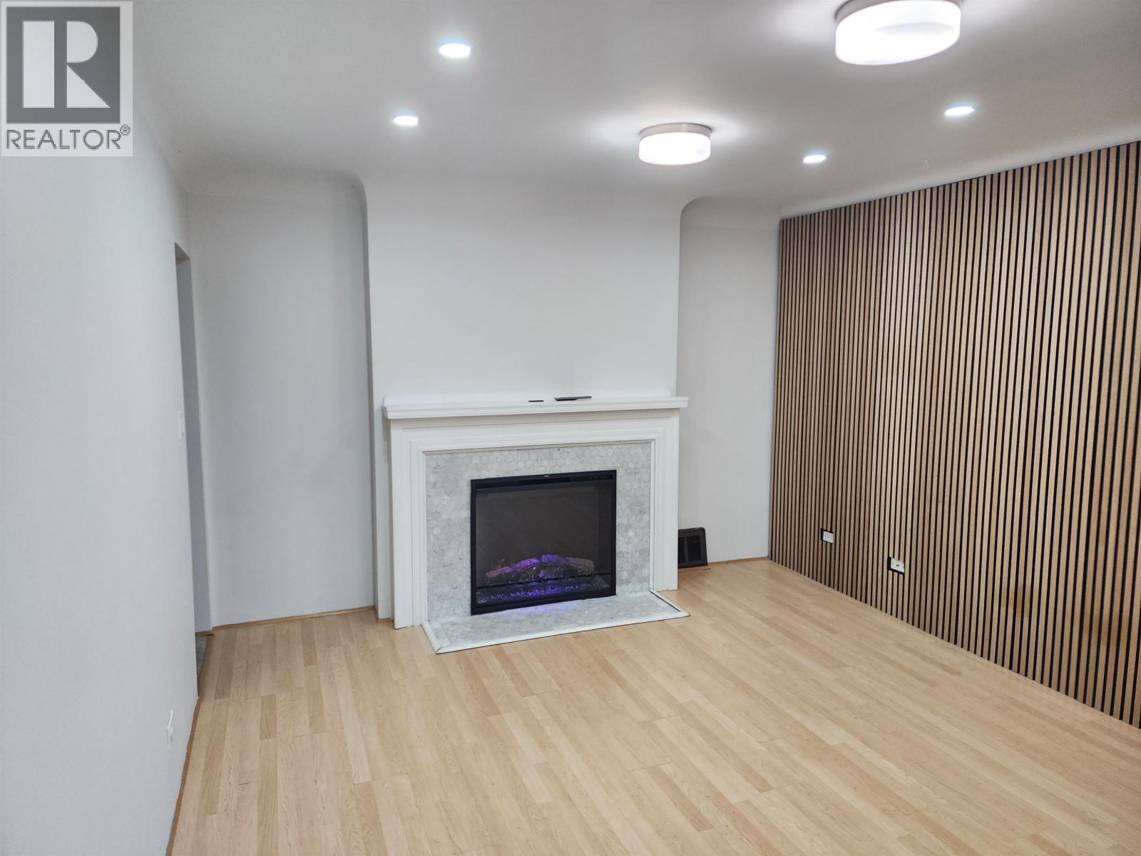 165 E 55th Avenue, Vancouver, British Columbia  V5X 1M7 - Photo 2 - R3054128