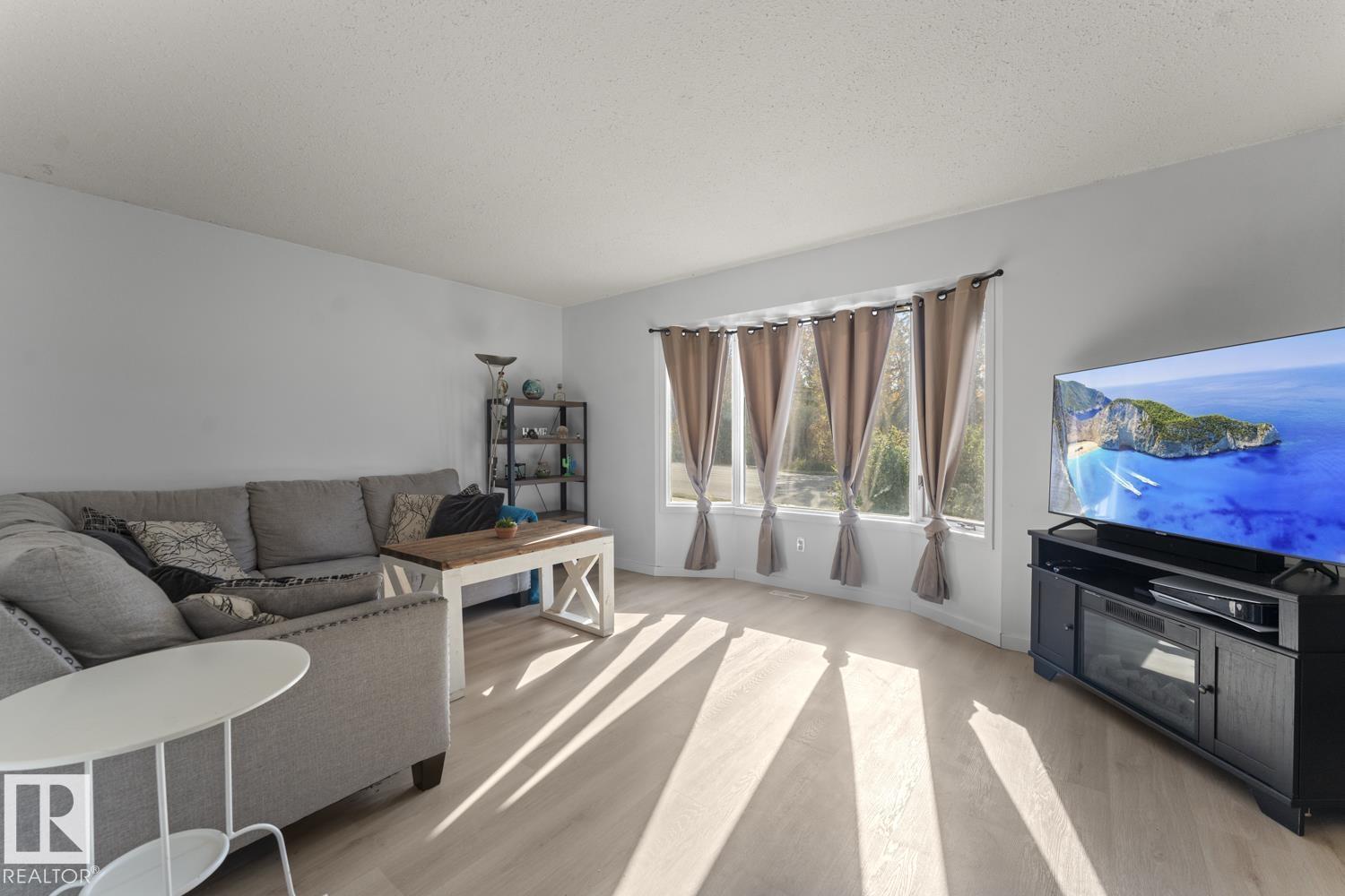 4116 50 Av, Cold Lake, Alberta  T9M 2A3 - Photo 3 - E4460885
