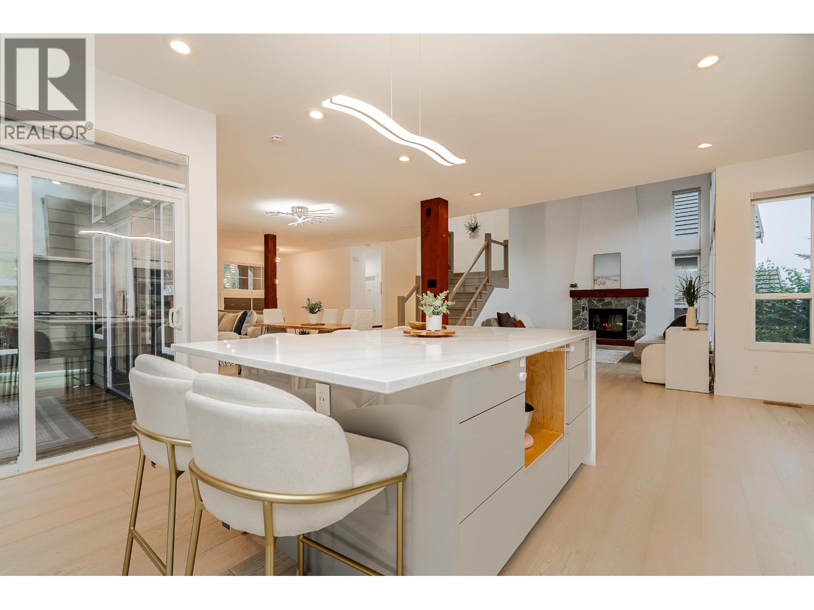 55 Ashwood Drive, Port Moody, British Columbia  V3H 5H2 - Photo 8 - R3054756