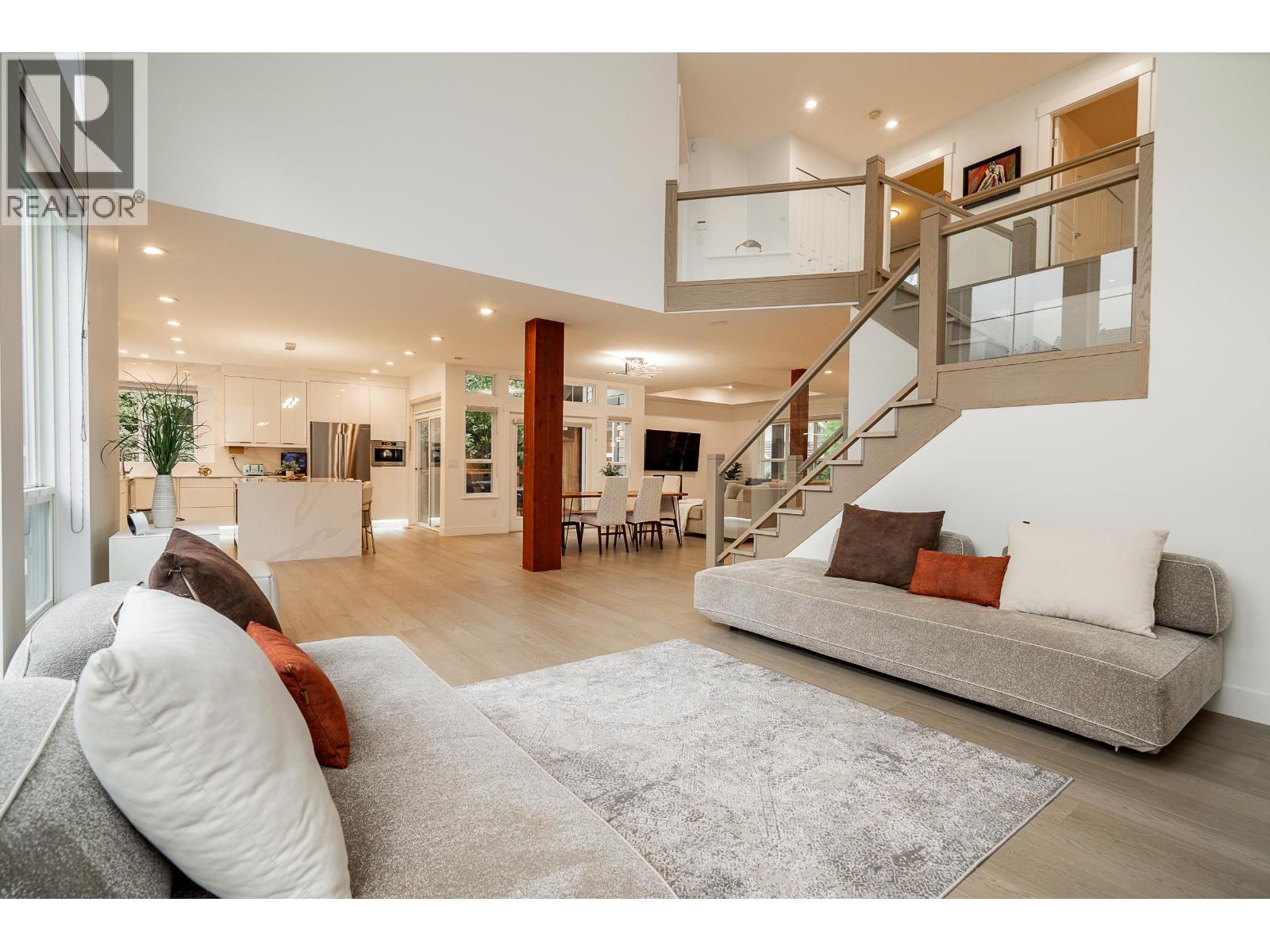 55 Ashwood Drive, Port Moody, British Columbia  V3H 5H2 - Photo 5 - R3054756