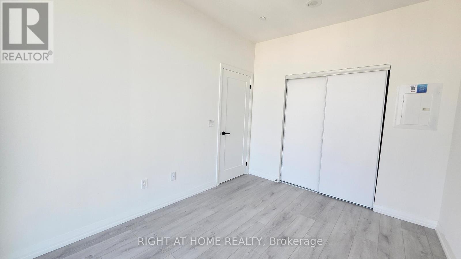 Ph12 - 280 Dundas Street W, Toronto, Ontario  M5T 0E3 - Photo 19 - C12445261