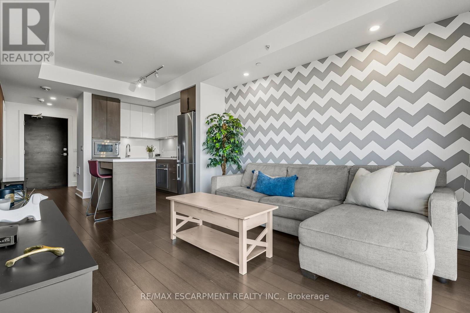 D515 - 5220 Dundas Street, Burlington (Orchard), Ontario  L7L 0J4 - Photo 11 - W12445201