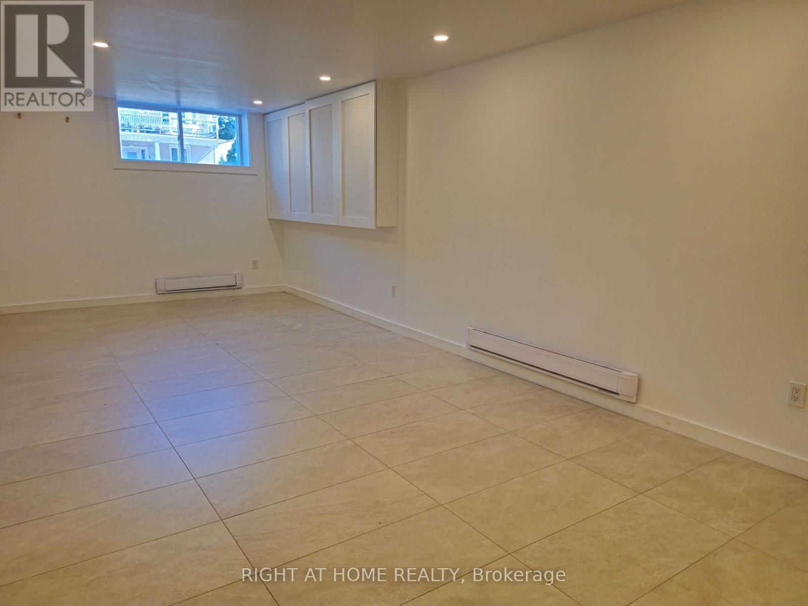 Basement - 198 Coxwell Avenue, Toronto, Ontario  M4L 3B2 - Photo 4 - E12445264