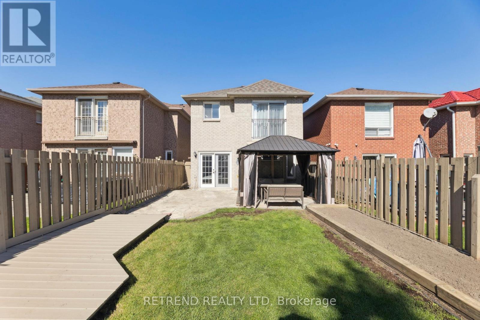 721 Swan Place, Pickering (Amberlea), Ontario  L1X 2V7 - Photo 36 - E12445272