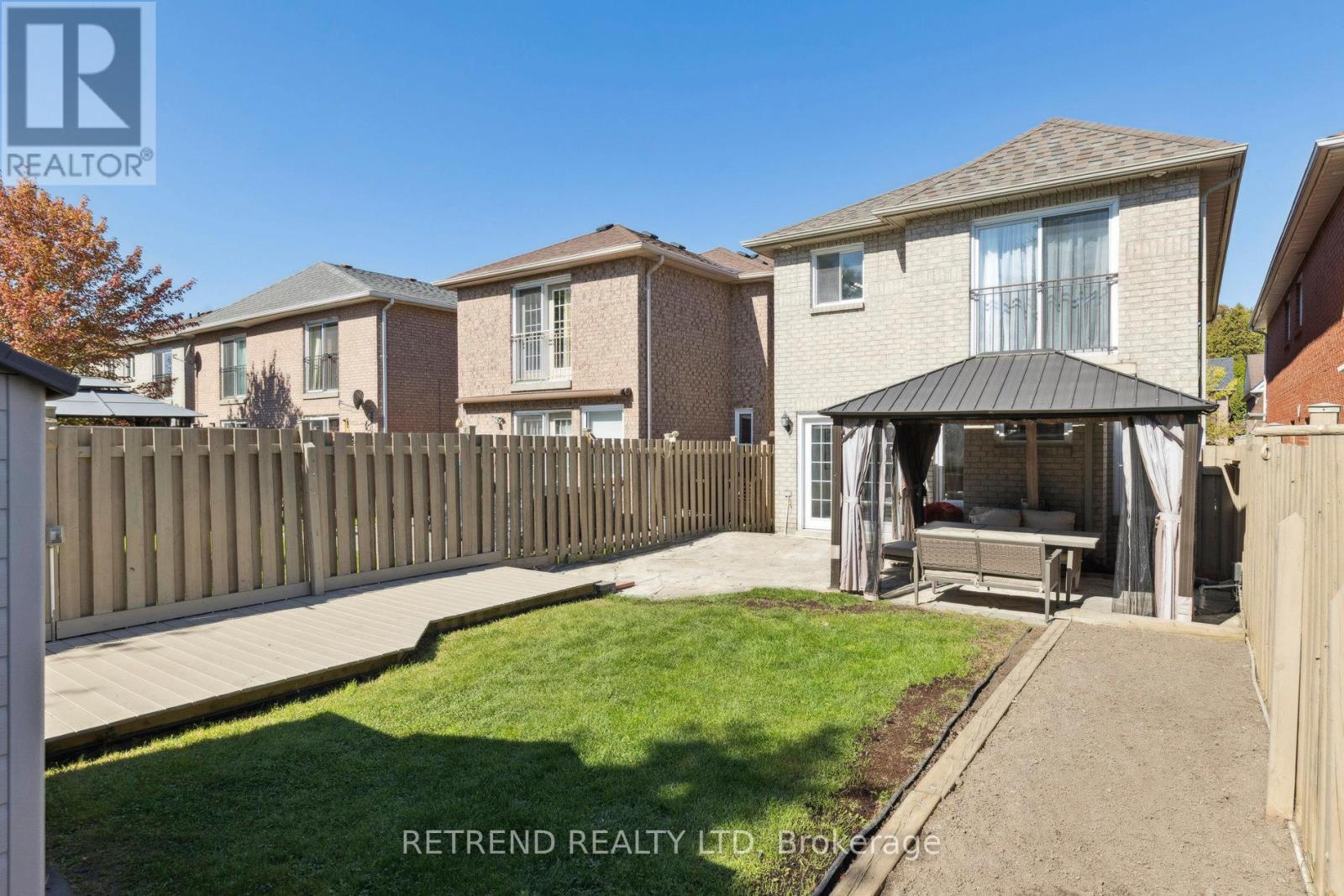 721 Swan Place, Pickering (Amberlea), Ontario  L1X 2V7 - Photo 37 - E12445272