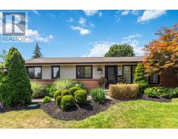 54 Montgomery Avenue, Whitby (Brooklin), Ca