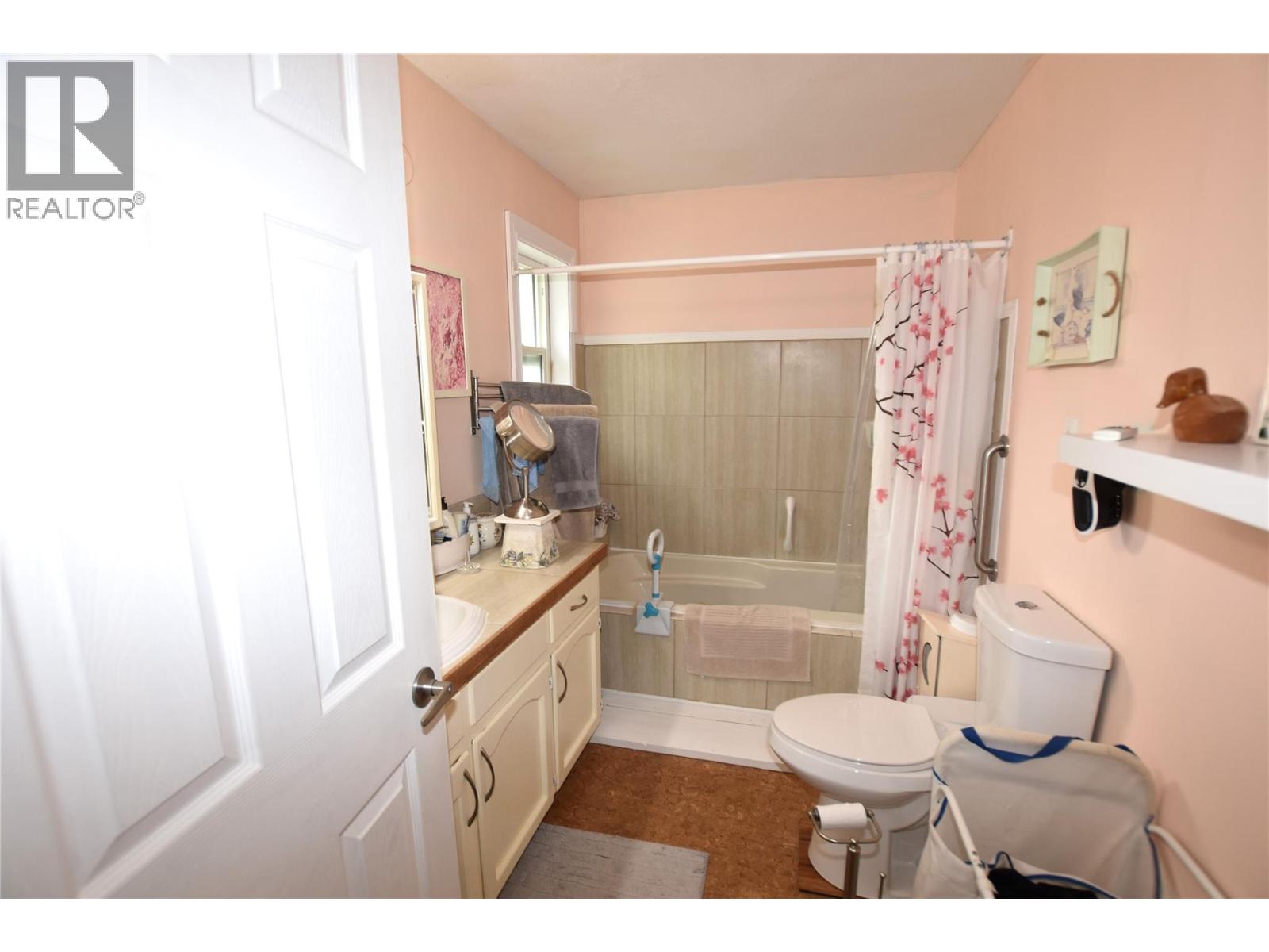 415 Hummingbird Avenue, Vernon, British Columbia  V1H 2A1 - Photo 23 - 10365023