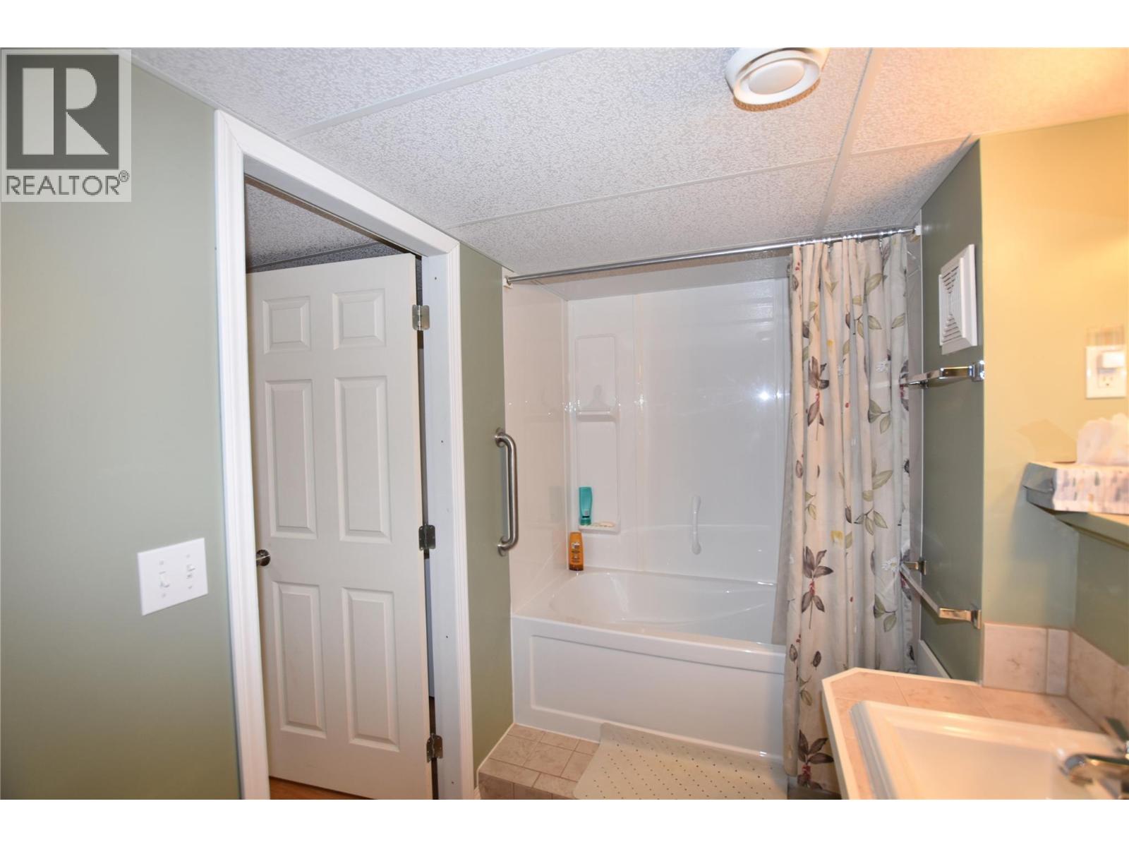 415 Hummingbird Avenue, Vernon, British Columbia  V1H 2A1 - Photo 34 - 10365023