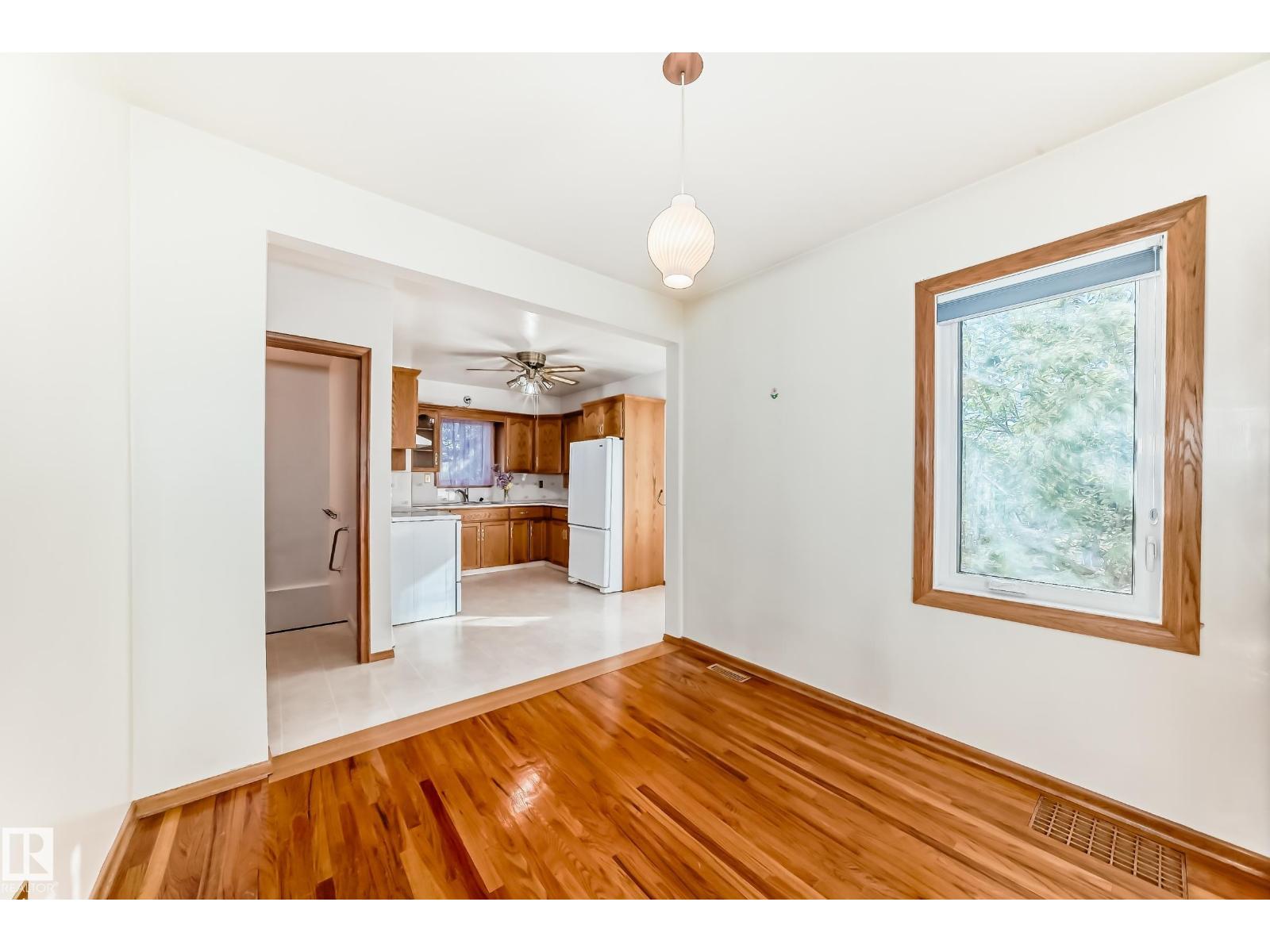 11424 105 St Nw, Edmonton, Alberta  T5G 2M8 - Photo 15 - E4459395
