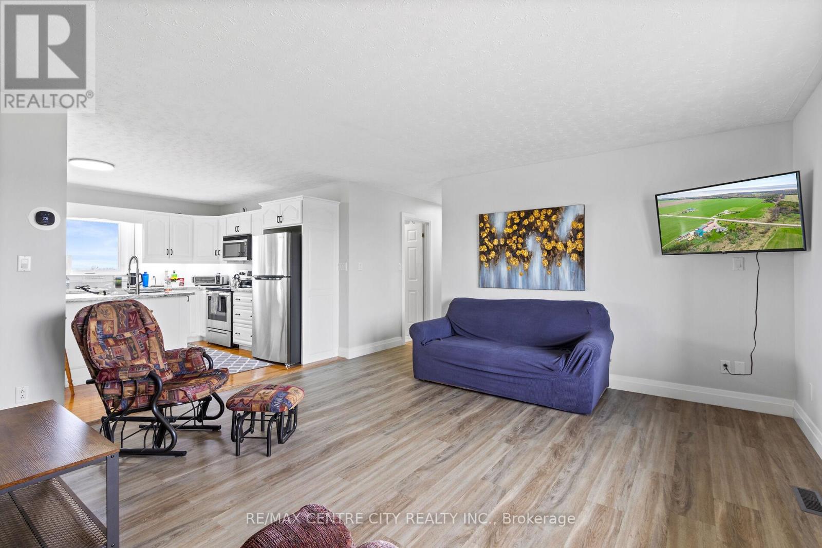 1041 Bruce Road 23, Kincardine, Ontario  N0G 2T0 - Photo 11 - X12445293