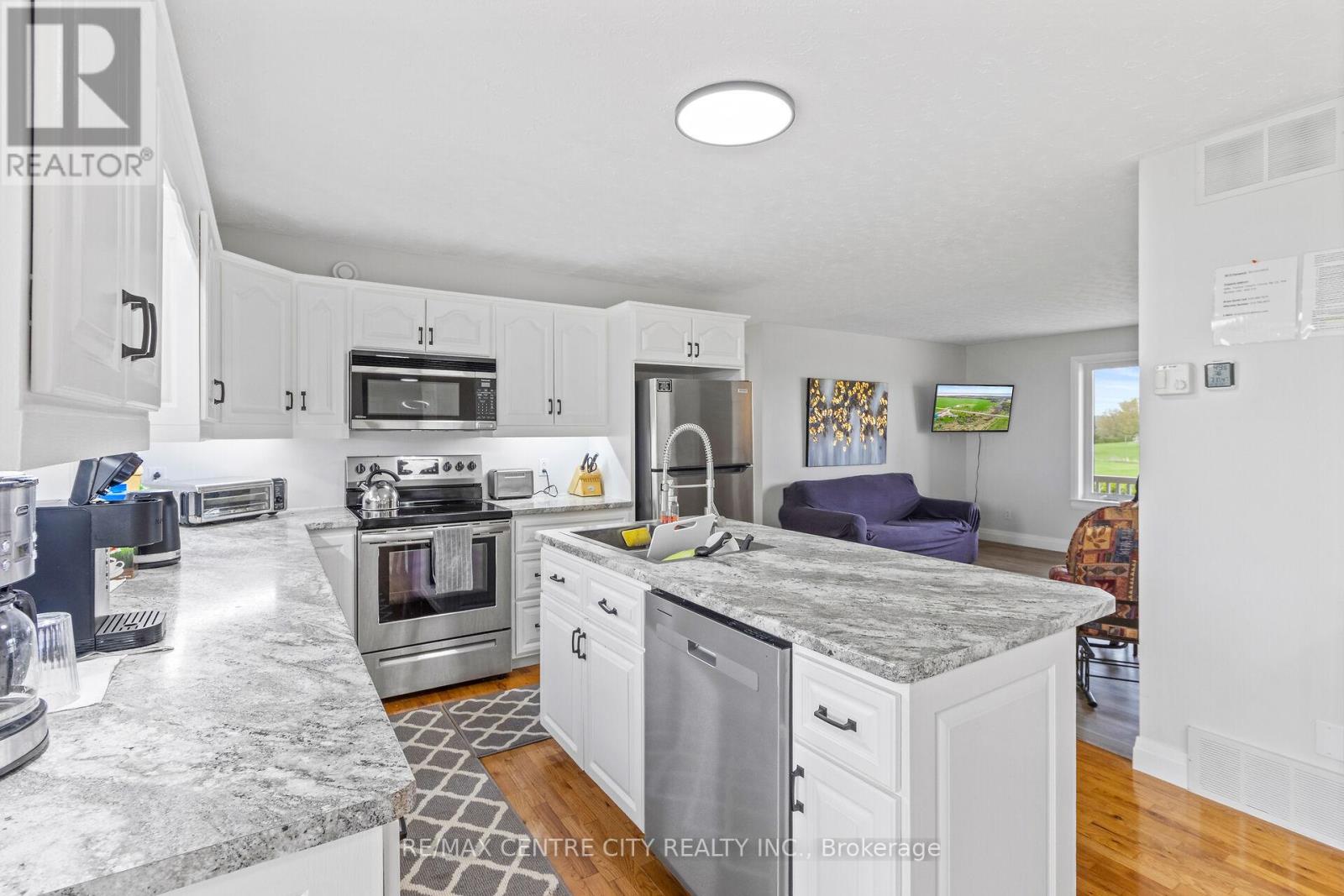 1041 Bruce Road 23, Kincardine, Ontario  N0G 2T0 - Photo 12 - X12445293
