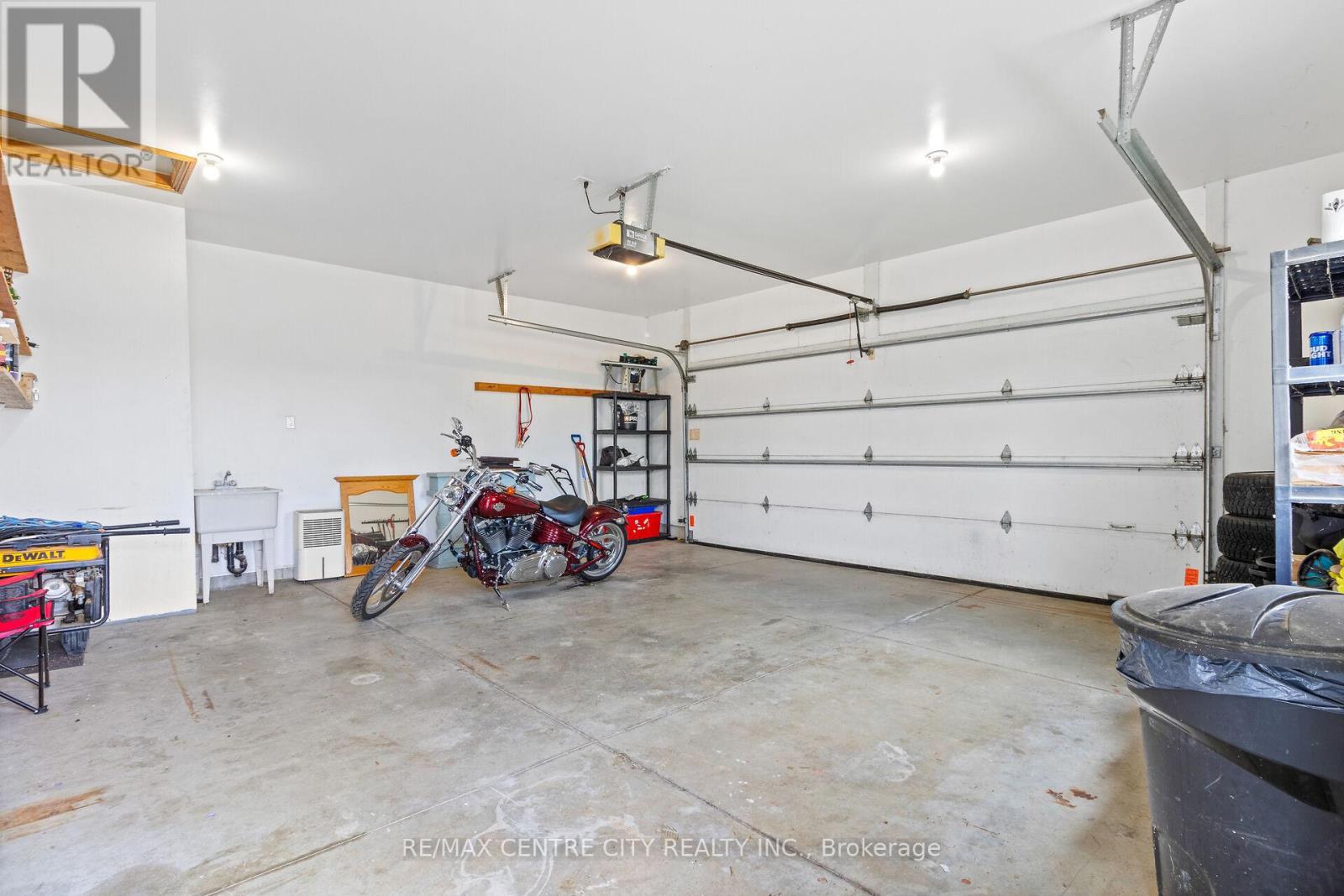 1041 Bruce Road 23, Kincardine, Ontario  N0G 2T0 - Photo 26 - X12445293