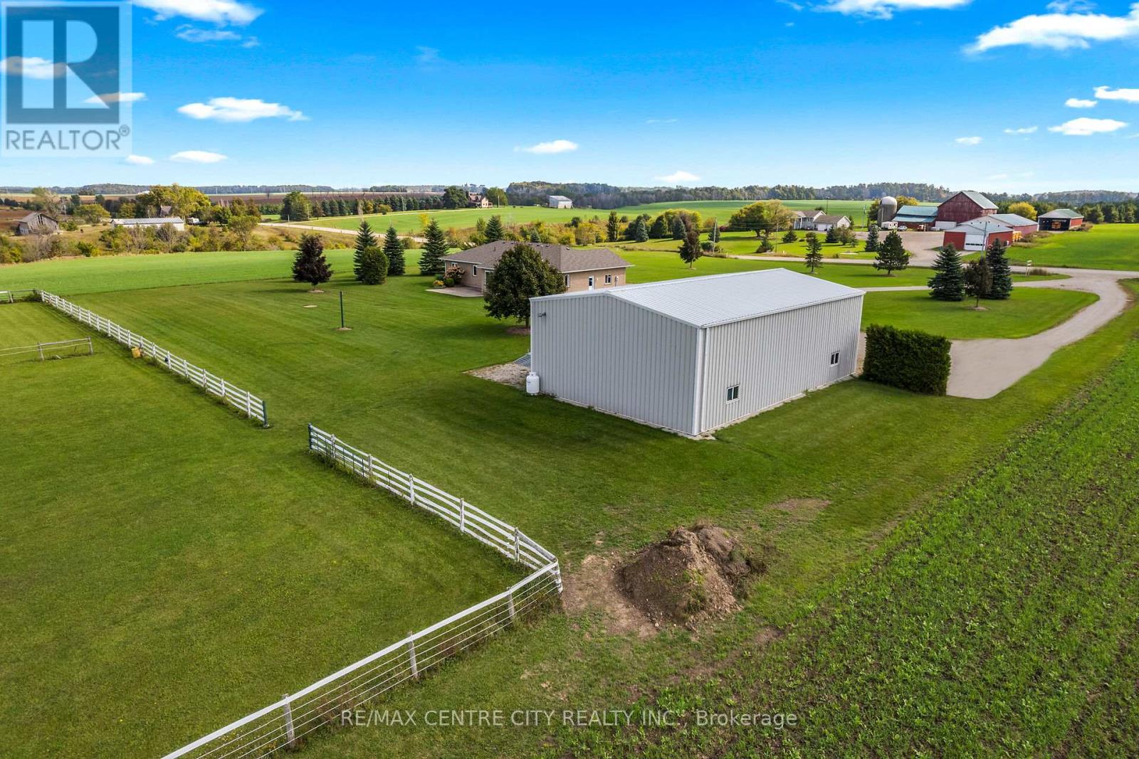 1041 Bruce Road 23, Kincardine, Ontario  N0G 2T0 - Photo 32 - X12445293