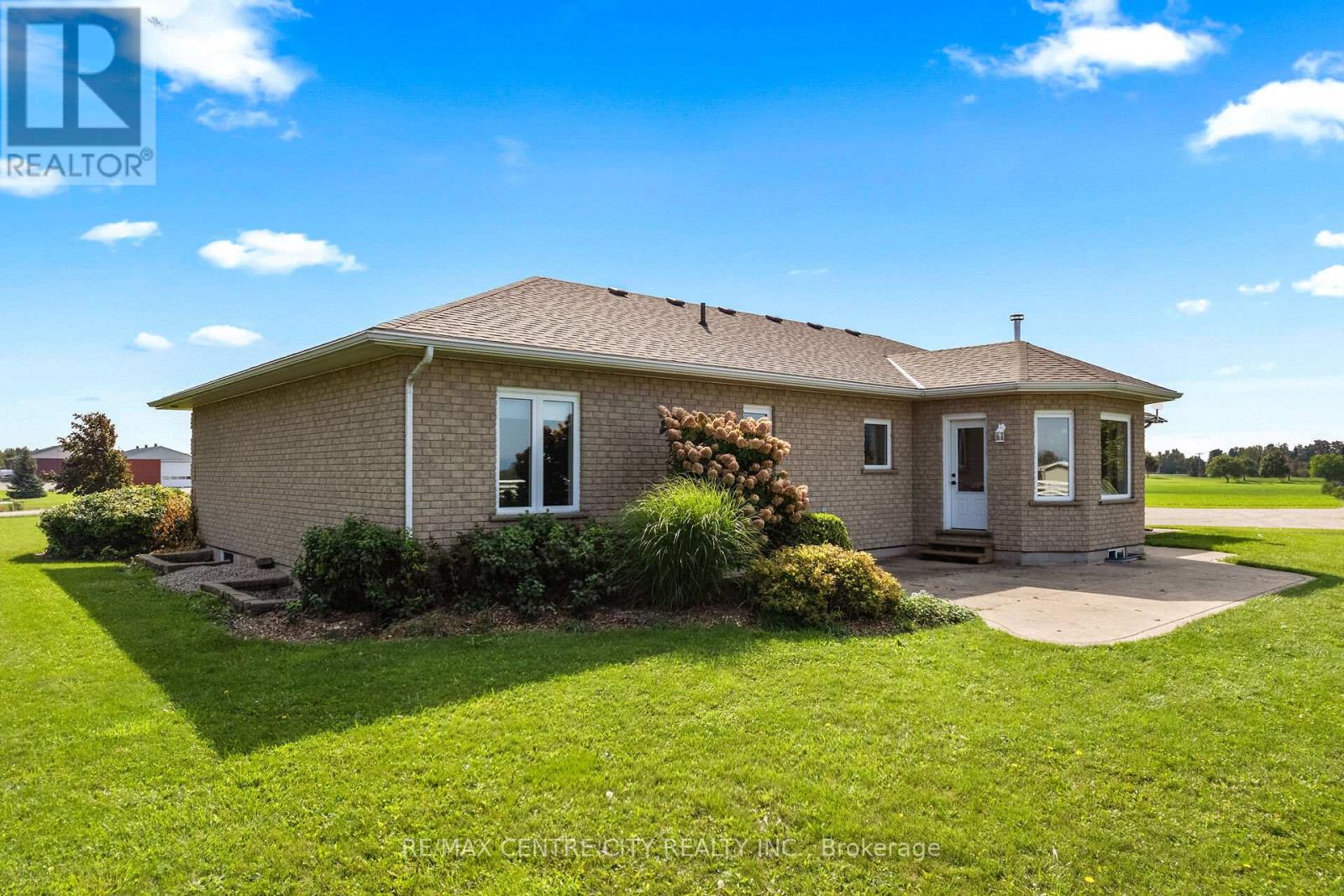1041 Bruce Road 23, Kincardine, Ontario  N0G 2T0 - Photo 9 - X12445293