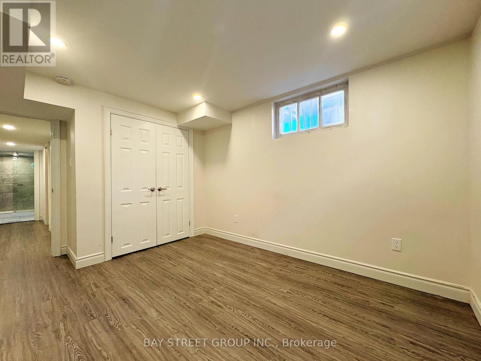 58 Broderick Avenue, Thorold (Thorold Downtown), Ontario  L2V 2J1 - Photo 14 - X12445283