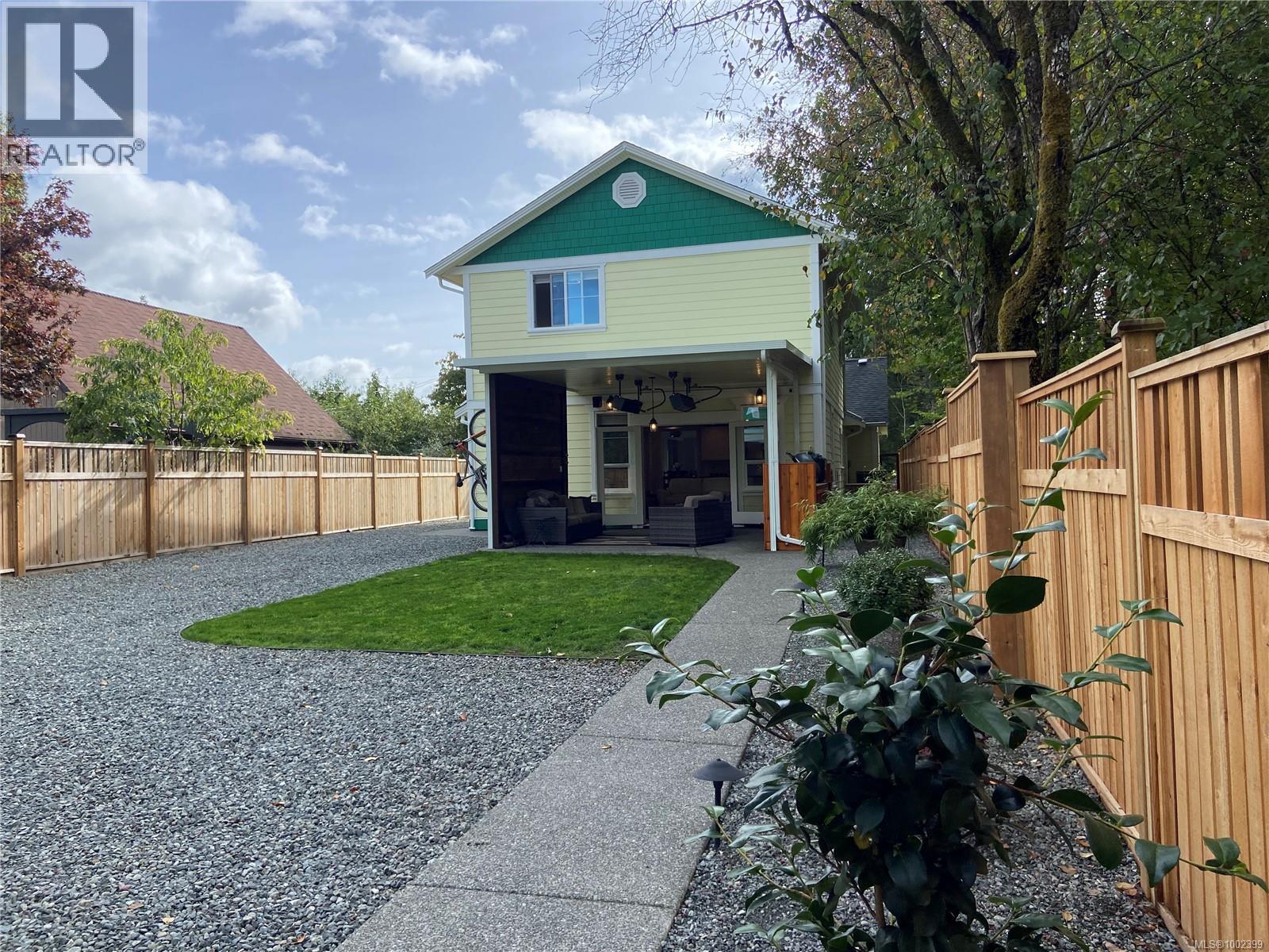 877 3rd St, Courtenay, British Columbia  V9N 1E9 - Photo 57 - 1002399