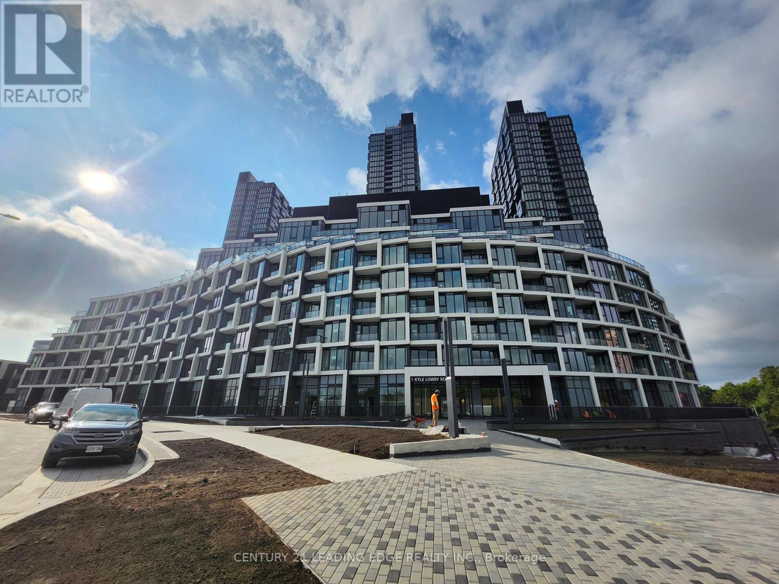 209 - 1 Kyle Lowry Road, Toronto, Ontario  M3C 3S2 - Photo 2 - C12420155