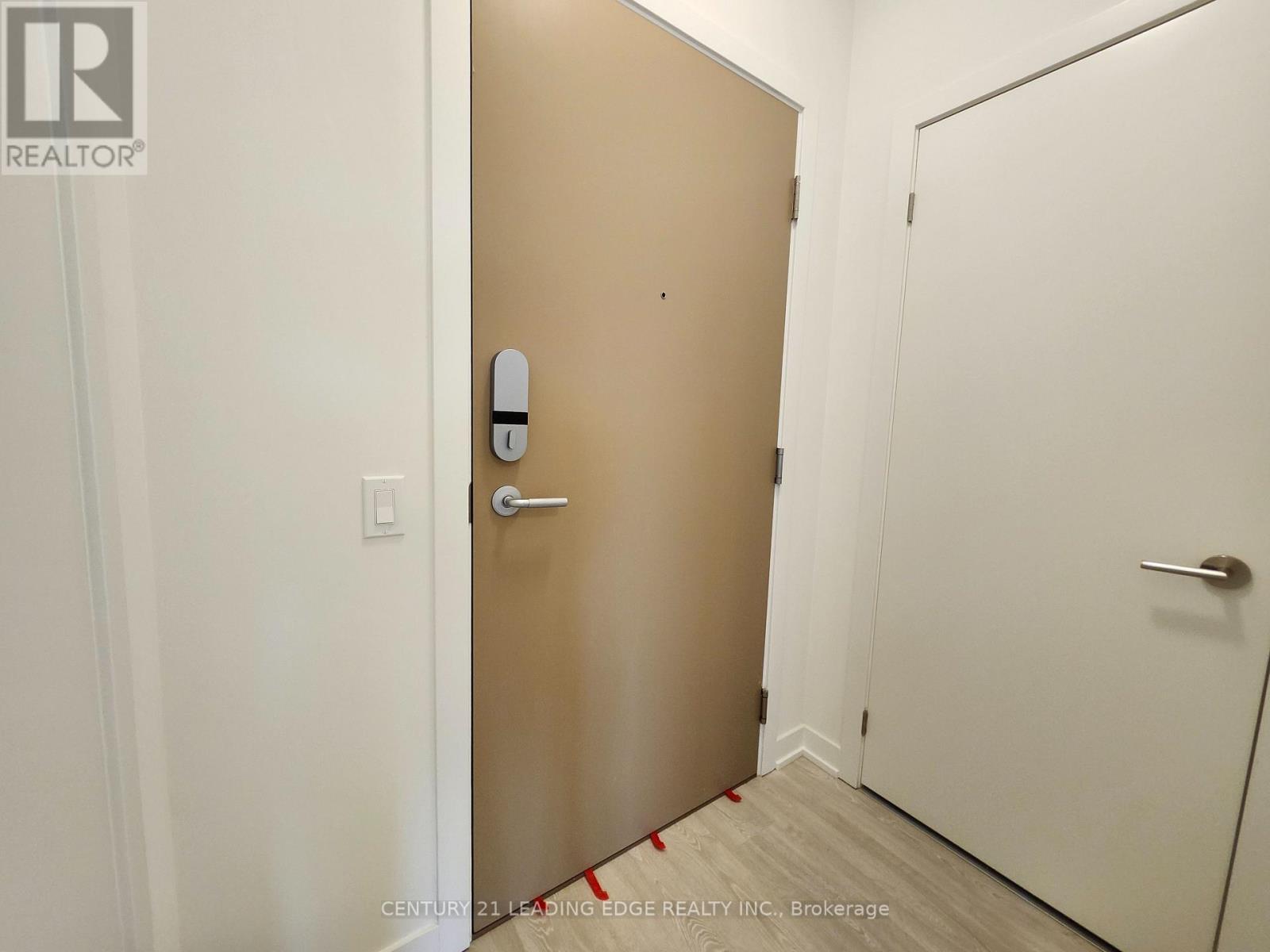 209 - 1 Kyle Lowry Road, Toronto, Ontario  M3C 3S2 - Photo 8 - C12420155