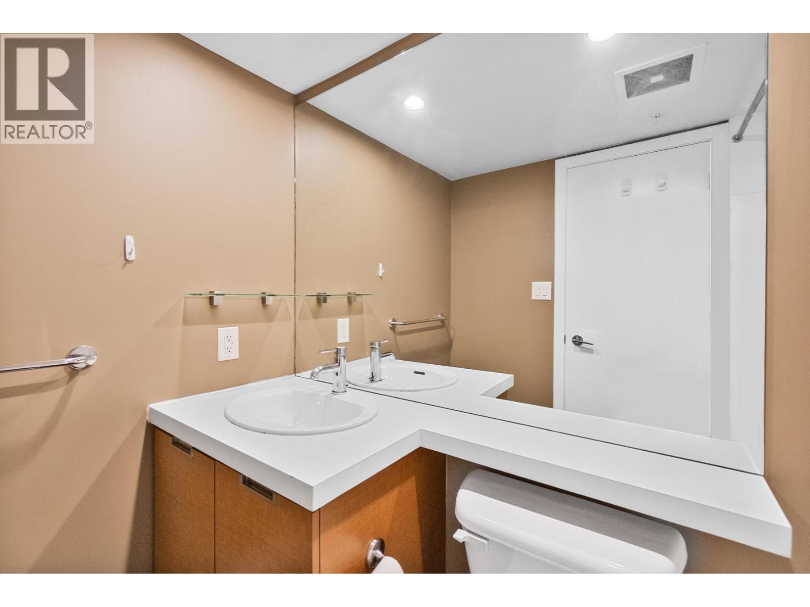 1301 151 W 2nd Street, North Vancouver, British Columbia  V7M 3P1 - Photo 26 - R3053759