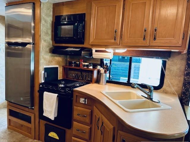 17 9341 Shook Road, Mission, British Columbia  V2V 7M2 - Photo 10 - R3054494