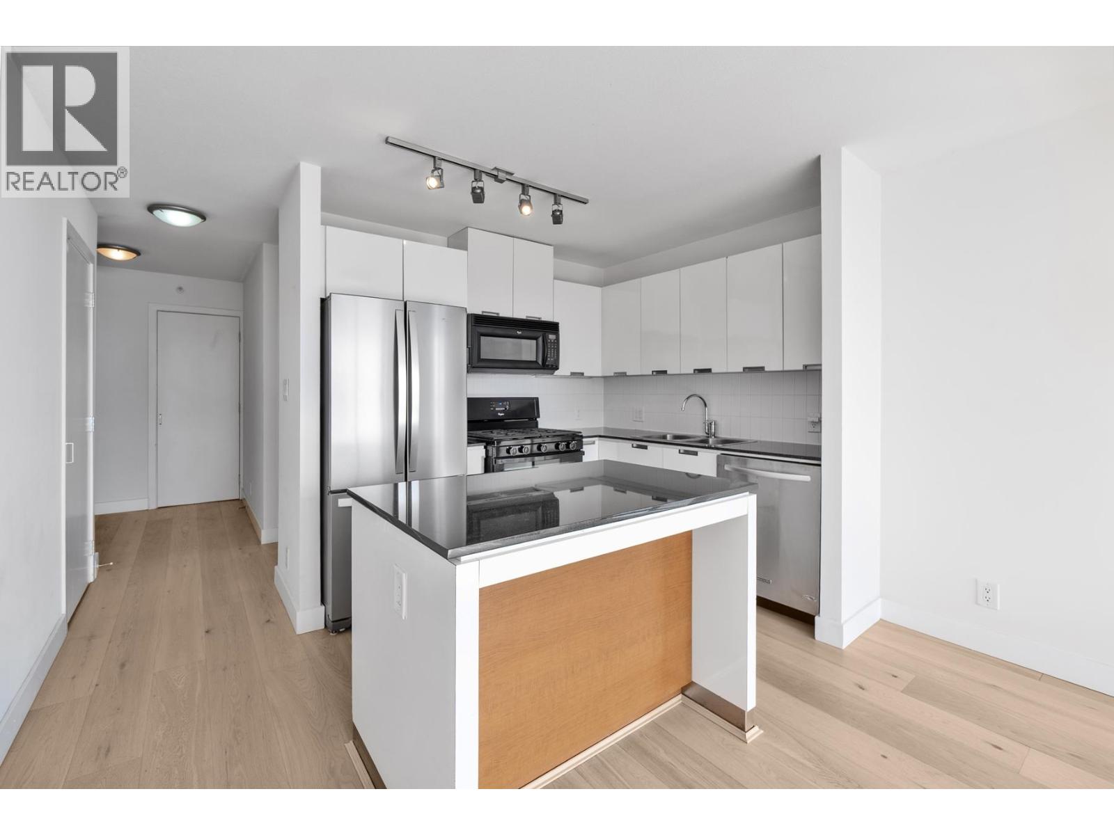 1301 151 W 2nd Street, North Vancouver, British Columbia  V7M 3P1 - Photo 27 - R3053759