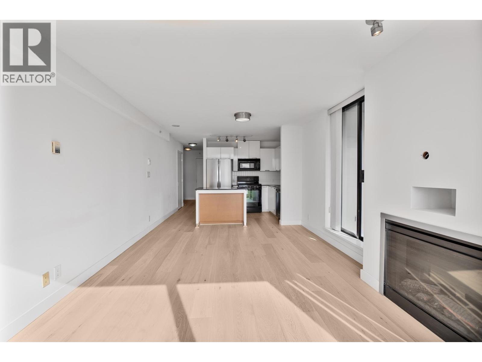 1301 151 W 2nd Street, North Vancouver, British Columbia  V7M 3P1 - Photo 33 - R3053759