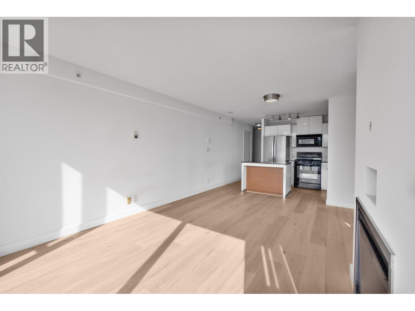 1301 151 W 2nd Street, North Vancouver, British Columbia  V7M 3P1 - Photo 34 - R3053759